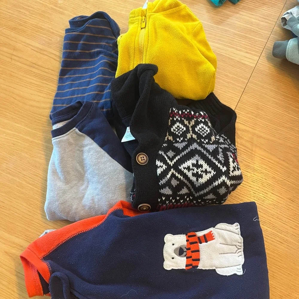Toddler Boys fall/Winter Clothing Lot - Bodysuits, Tops footed PJs, 18 mo